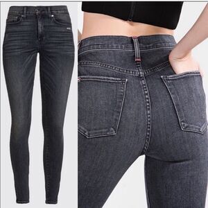 Alice + Olivia Black Wash Stretch Skinny Jeans Size 8